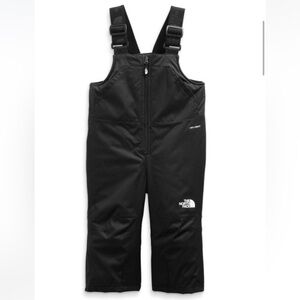 NWOT The North Face Black Snowquest Insulated bib pants snow pants size 3T ❄️🖤